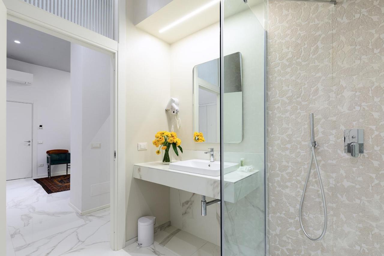 Cavour Suites Guest House روما المظهر الخارجي الصورة