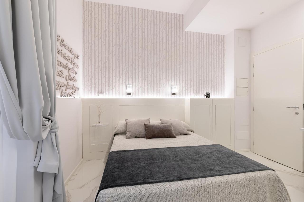Cavour Suites Guest House روما المظهر الخارجي الصورة