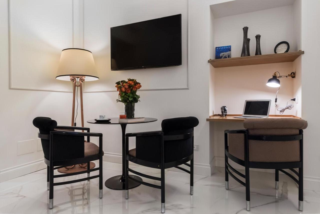Cavour Suites Guest House روما المظهر الخارجي الصورة