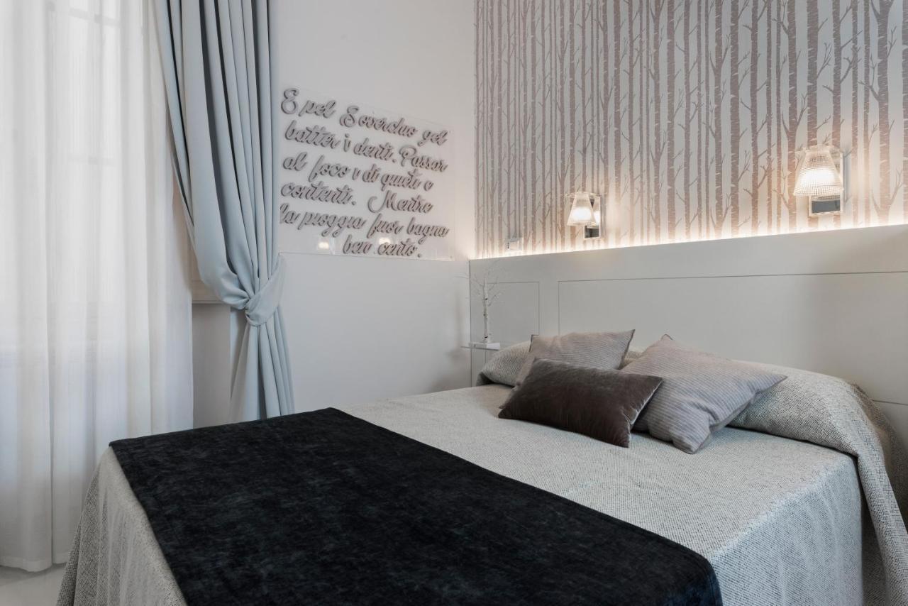 Cavour Suites Guest House روما المظهر الخارجي الصورة